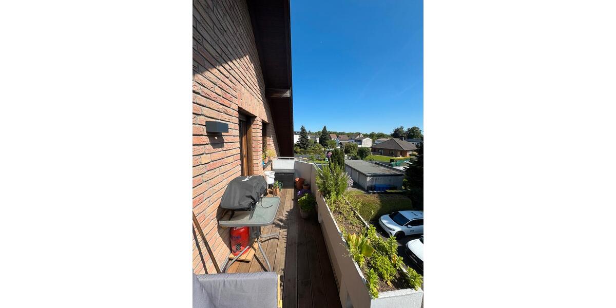 Dachgeschoßwohnung Düren Mariaweiler-Hoven - 3 Zimmer, 71 m&sup2;, 197.000&euro; | Angebot:27114755