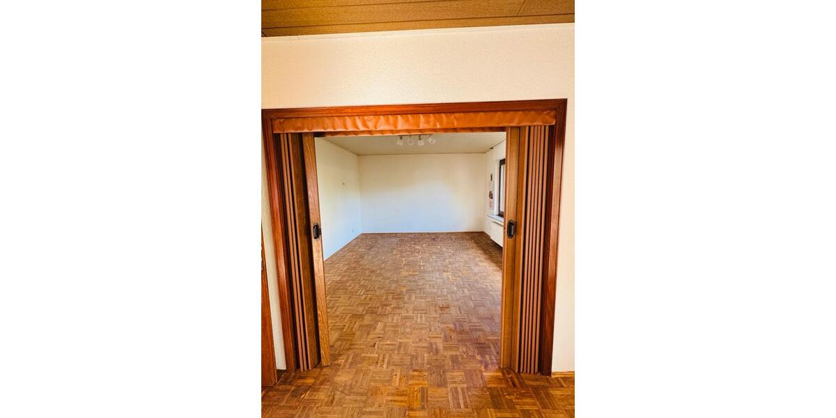 Einfamilienhaus Euskirchen Dom-Esch - 9 Zimmer, 171 m&sup2;, 429.000&euro; | Angebot:27270704