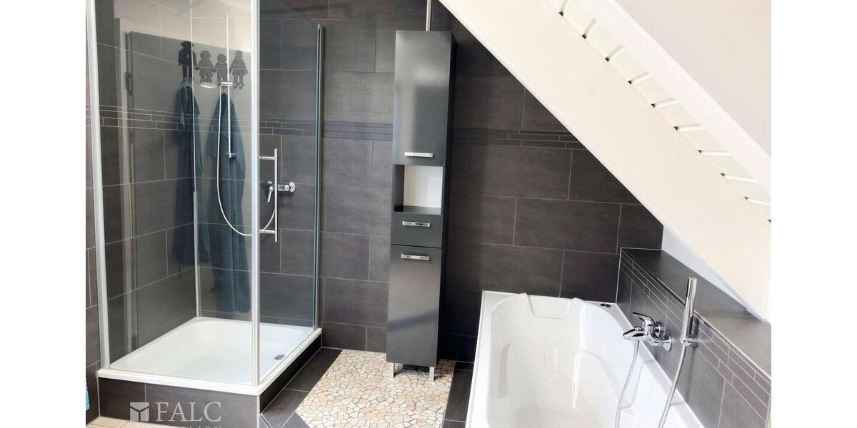 Maisonettenwohnung Leverkusen Bürrig - 3 Zimmer, 112 m&sup2;, 1.580&euro; | Angebot:26532485