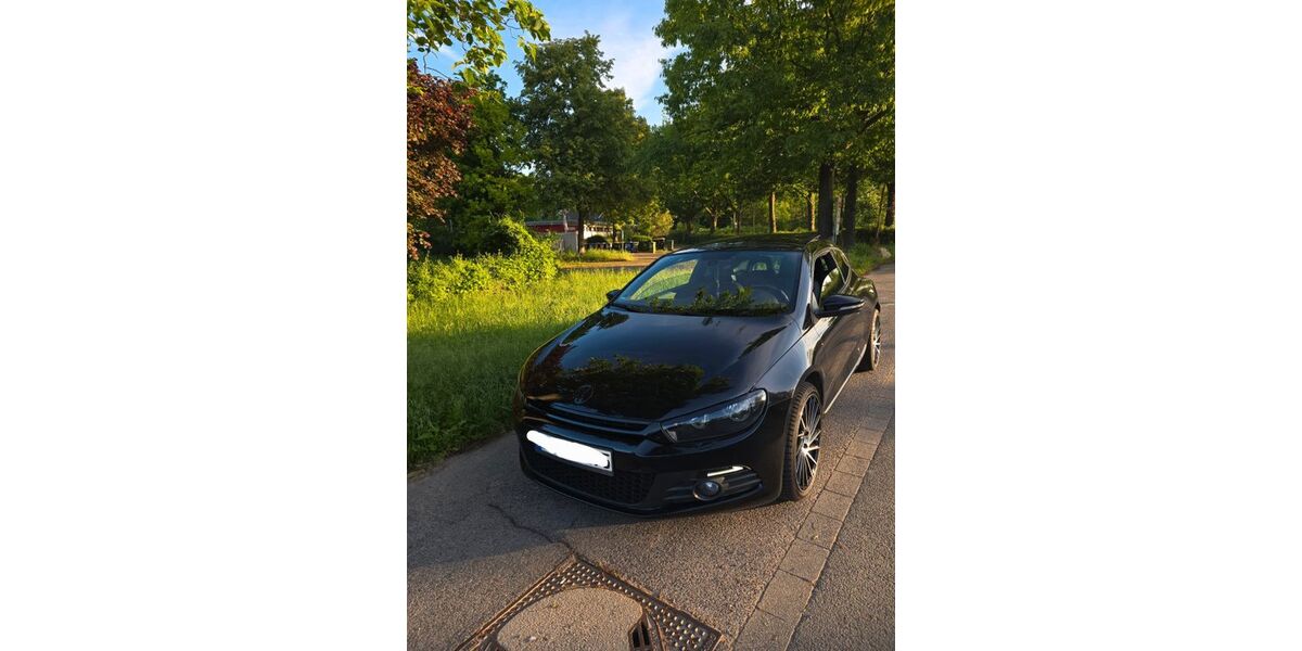 VW Scirocco 165.000 km 7.900 &euro; Düren 52349