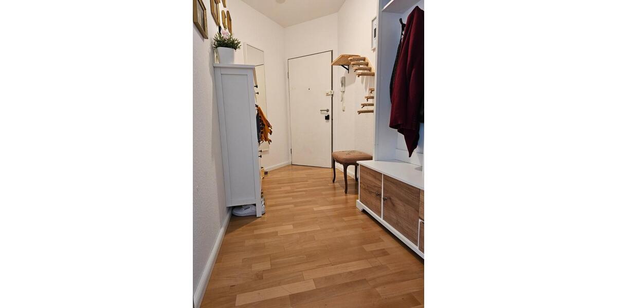 Dachgeschoßwohnung Frechen - 4 Zimmer, 94 m&sup2;, 410.000&euro; | Angebot:25772336