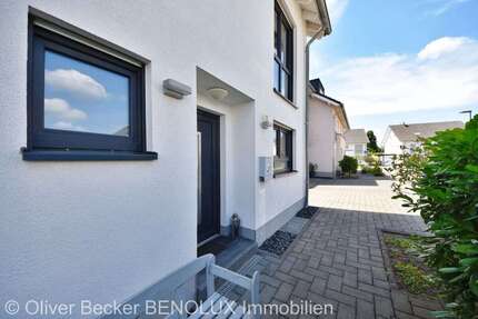 Haus Troisdorf Altenrath - 5 Zimmer, 144 m&sup2;, 689.000&euro; | Angebot:26963575