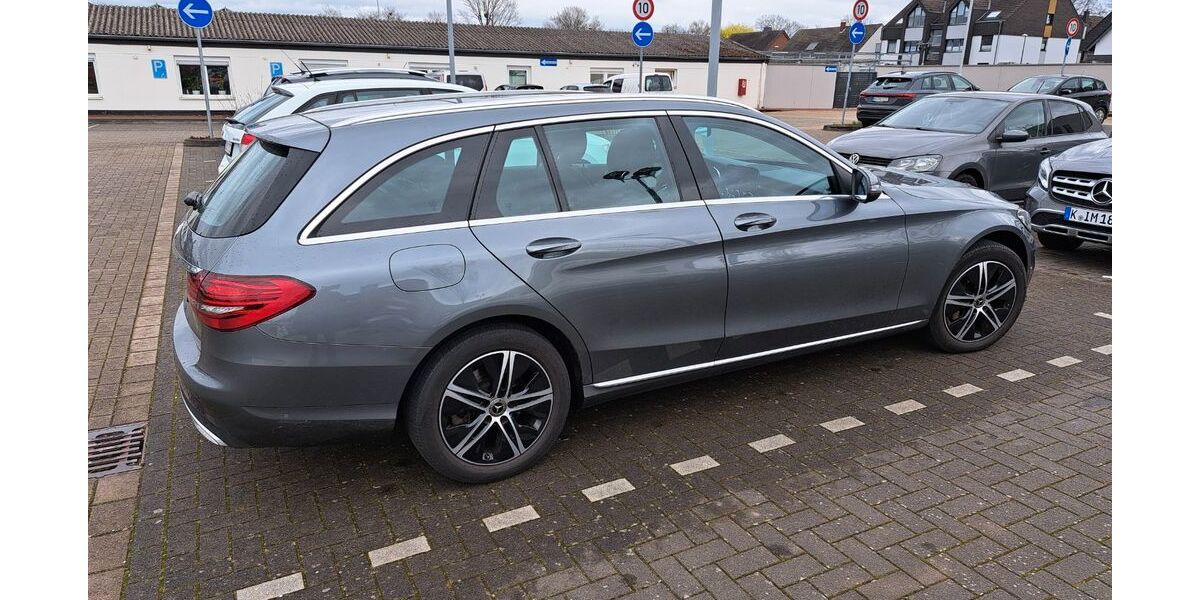 Mercedes-Benz C 180 100.750 km 20.500 &euro; Köln 51147