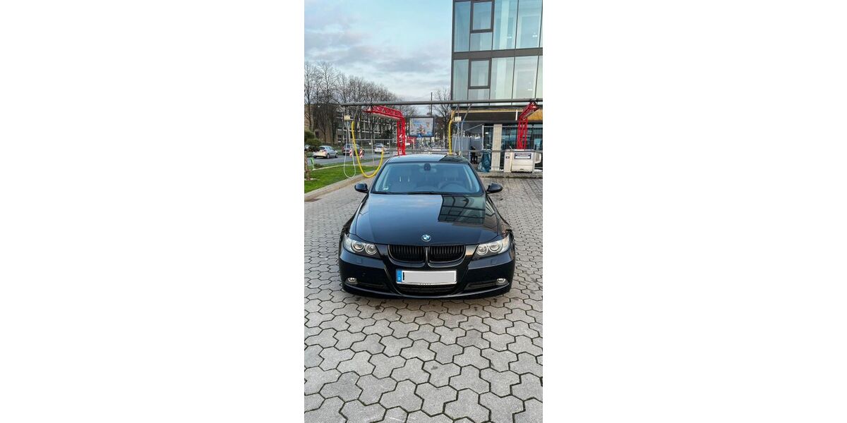 BMW 320 149.752 km 6.000 &euro; Köln 51143