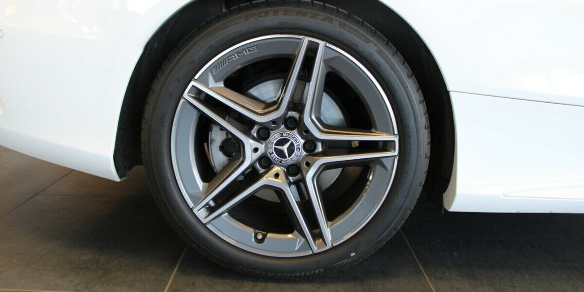 Mercedes-Benz C 180 Cabrio 9G-TRONIC AMG Line 41.800 km 31.980 &euro; Euskirchen 53881