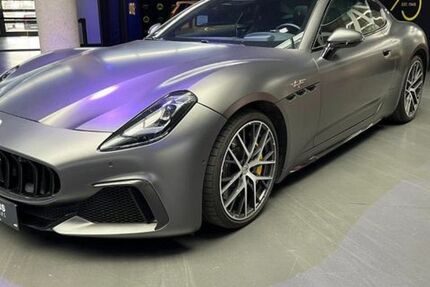 Maserati Granturismo 18.300 km 135.980 &euro; Köln 50829