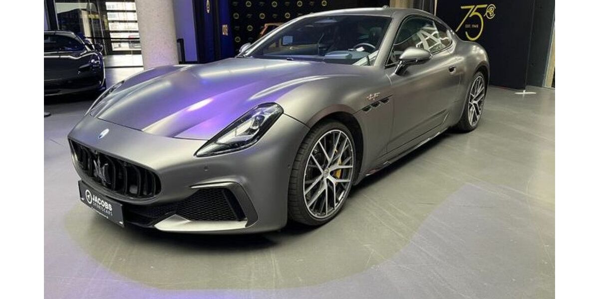 Maserati Granturismo 18.300 km 135.980 &euro; Köln 50829