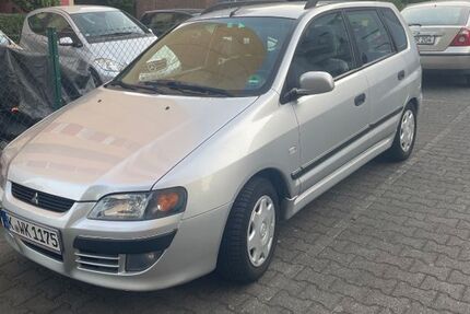 Mitsubishi Space Star 110.000 km 2.000 &euro; köln 50735