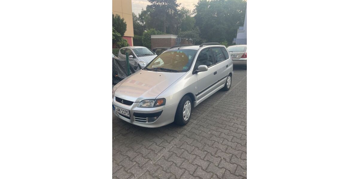 Mitsubishi Space Star 110.000 km 2.000 &euro; köln 50735