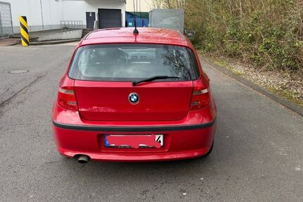 BMW 118 233.000 km 3.200 &euro; Bonn 53227