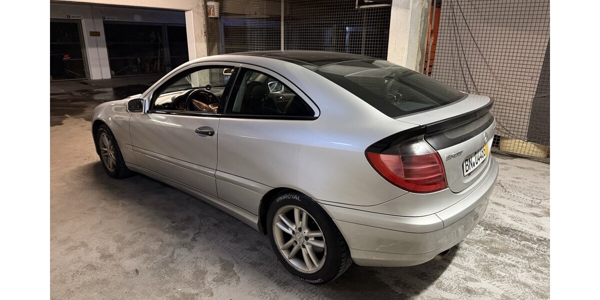 Mercedes-Benz C230 Kompressor 198.000 km 2.090 &euro; Bonn 53111