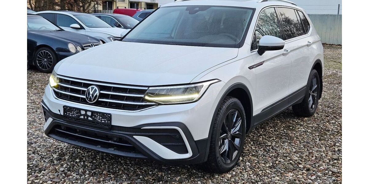VW Tiguan Allspace 50.508 km 28.500 &euro; Bonn 53179