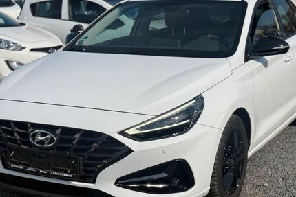 Hyundai i30 80.400 km 13.950 &euro; Düren 52349