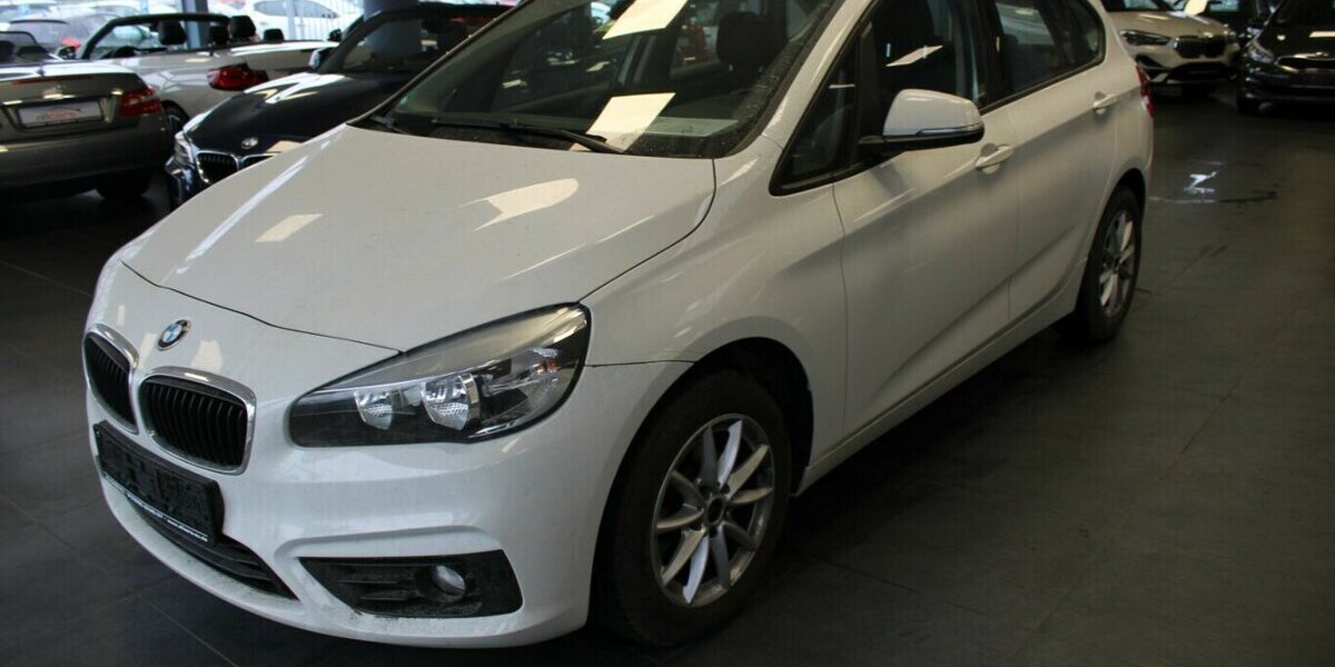 BMW 218 218i Active Tourer Aut. Advantage 78.050 km 13.980 &euro; Euskirchen 53881