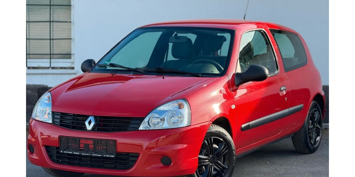 Renault Clio 74.000 km 2.299 &euro; Euskirchen 53881