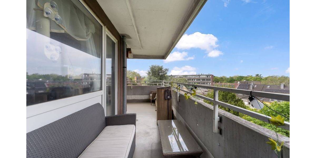 Etagenwohnung Köln Deutz - 3 Zimmer, 102 m&sup2;, 339.000&euro; | Angebot:26684601