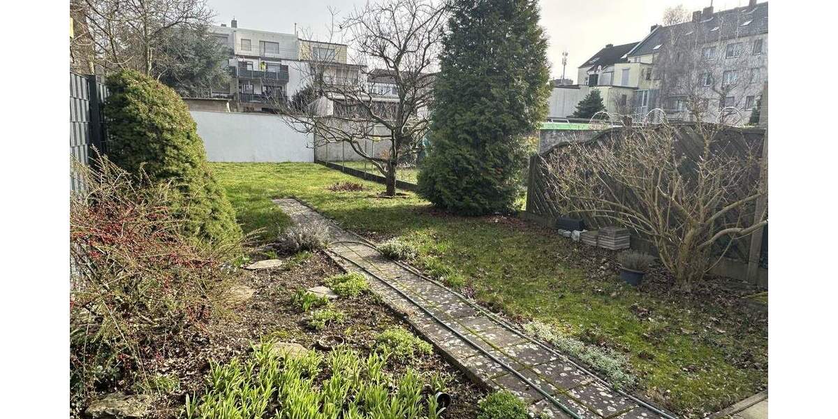 Einfamilienhaus Düren Distelrath - 6 Zimmer, 135 m&sup2;, 199.000&euro; | Angebot:25738290