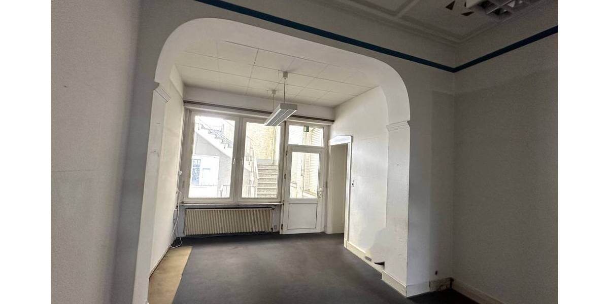 Gewerbeobjekt Düren Rölsdorf - 4 Zimmer, 80 m&sup2;, 550&euro; | Angebot:25692119