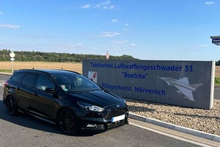 Ford Focus 84.000 km 16.900 &euro; Köln 50672