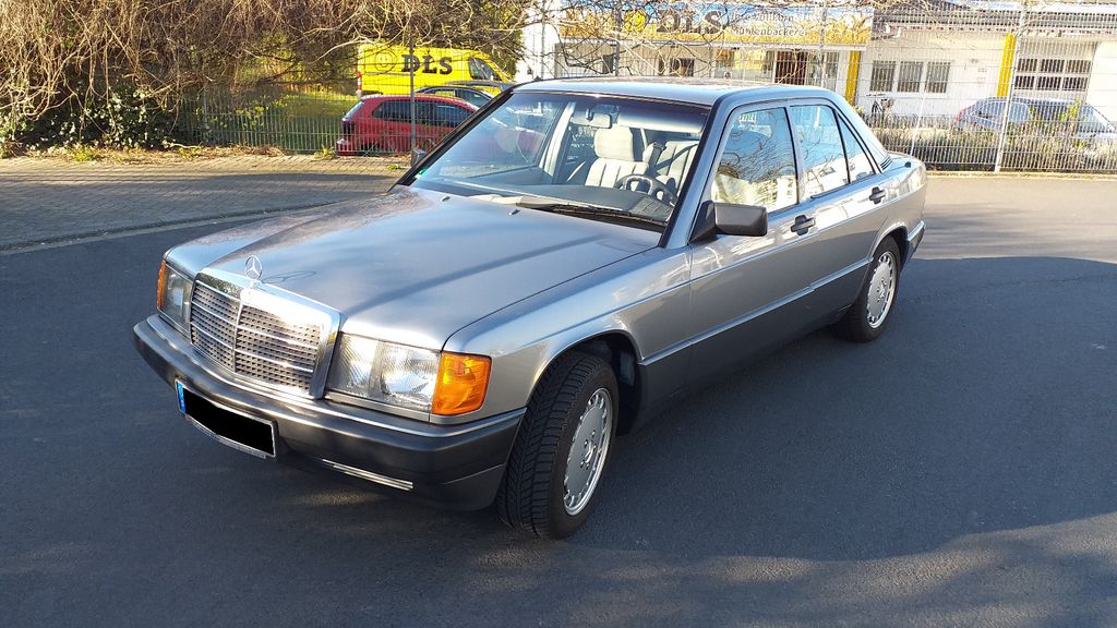 Mercedes-Benz 190 223.921 km 7.400 &euro; Siegburg 53721