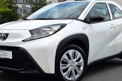 Toyota Aygo (X) 19.000 km 12.900 &euro; Köln (Ostheim) 51107