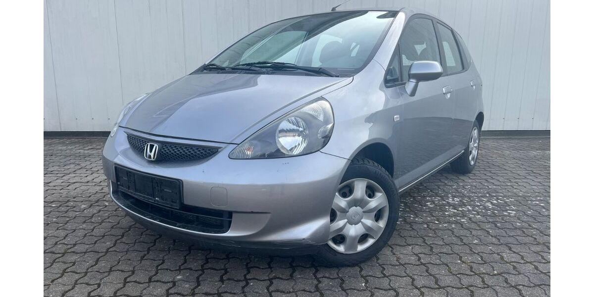 Honda Jazz 86.000 km 3.000 &euro; Bonn 53227