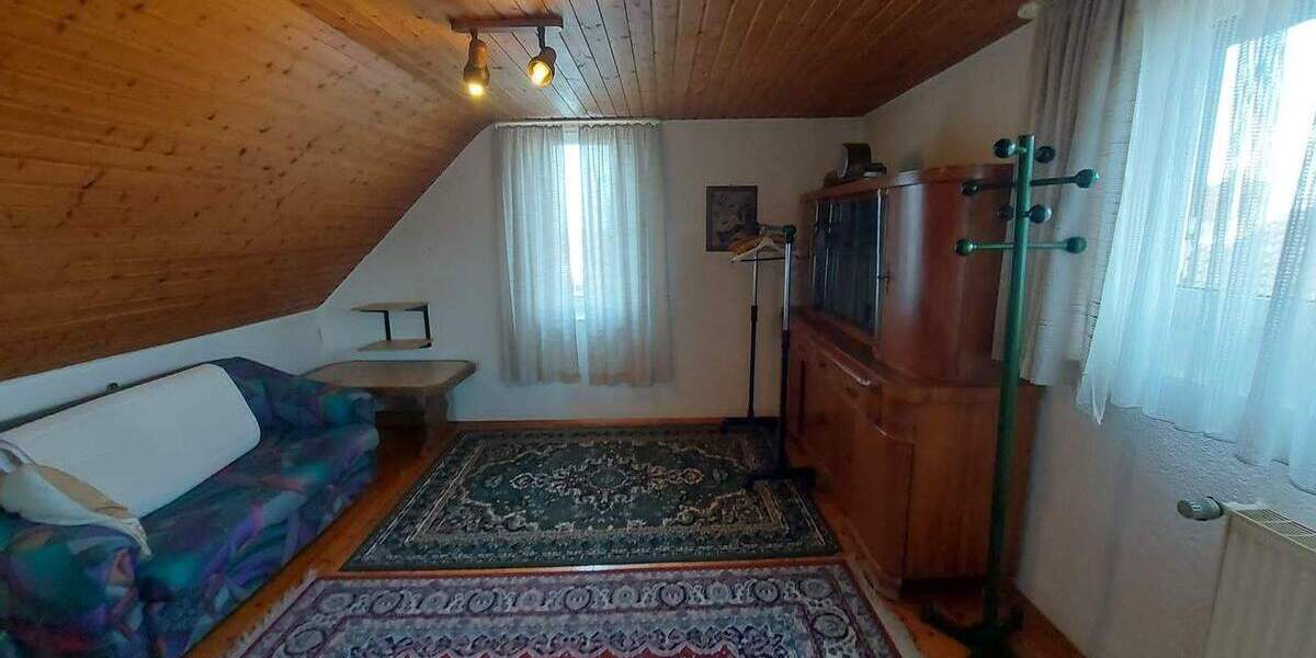 Doppelhaushälfte Bornheim - 7 Zimmer, 162 m&sup2;, 399.000&euro; | Angebot:25696646