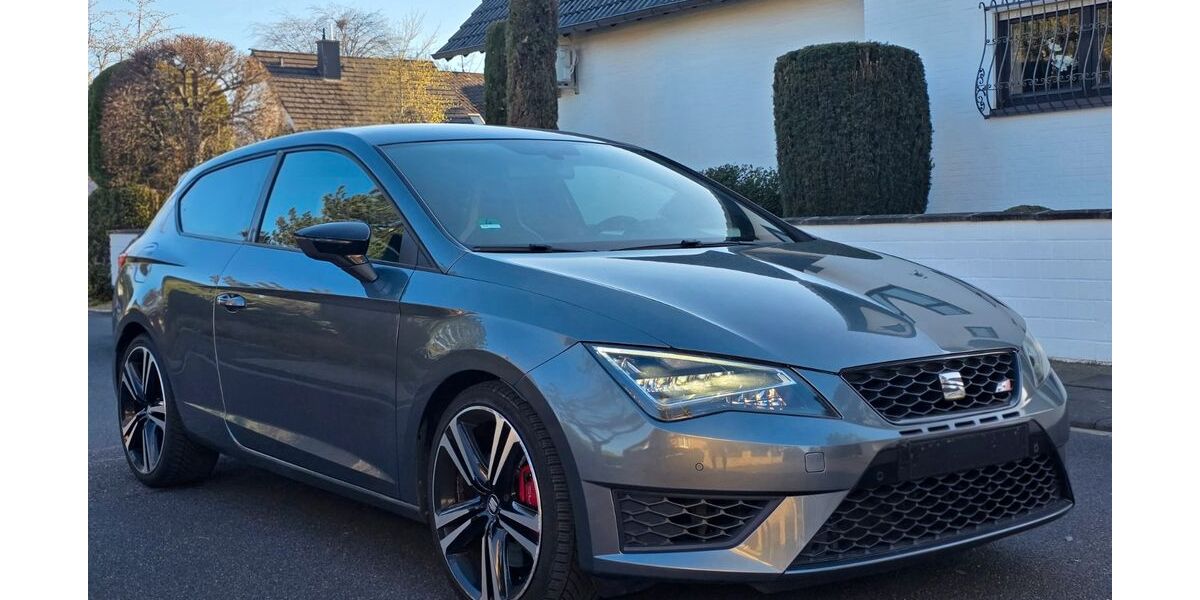 Seat Leon 142.121 km 14.990 &euro; Mechernich 53894