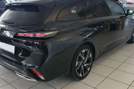 Peugeot 308 80.750 km 17.250 &euro; Köln 51149