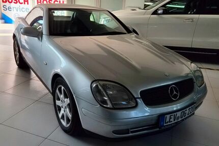 Mercedes-Benz SLK 200 205.000 km 2.950 &euro; Brühl 50321