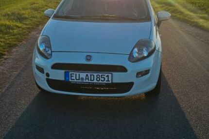 Fiat Punto 151.600 km 2.690 &euro; Euskirchen 53879