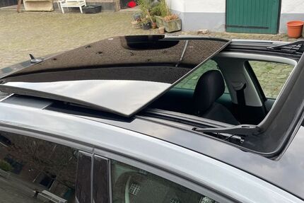 VW Golf 93.000 km 12.700 &euro; Köln 50997