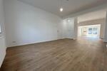 Erdgeschoßwohnung Köln Kalk - 2 Zimmer, 83 m&sup2;, 1.160&euro; | Angebot:26482213
