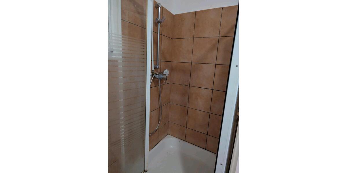 Etagenwohnung Bergheim - 2 Zimmer, 80 m&sup2;, 950&euro; | Angebot:26659126