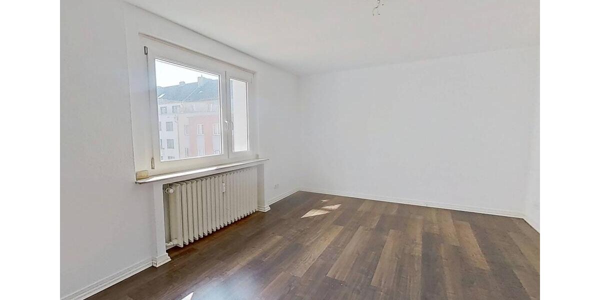 Etagenwohnung Köln Mülheim - 4 Zimmer, 106 m&sup2;, 1.450&euro; | Angebot:25917222