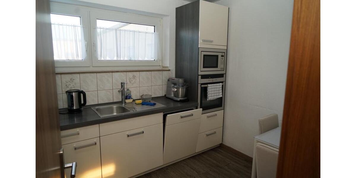 Dachgeschoßwohnung Siegburg - 4 Zimmer, 87 m&sup2;, 280.000&euro; | Angebot:27044150
