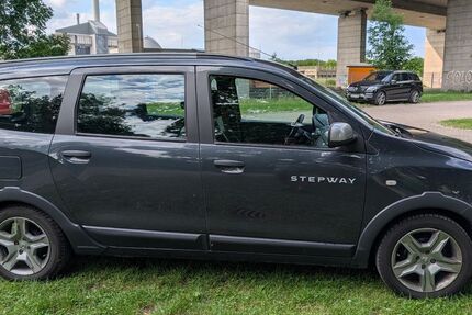 Dacia Lodgy 117.900 km 7.200 &euro; Bonn 53111