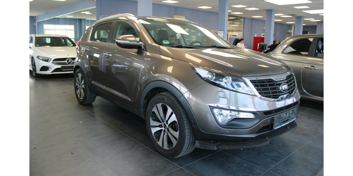Kia Sportage 2,0 CRDI 184 Allrad Spirit Panorama 130.882 km 10.980 &euro; Euskirchen 53881