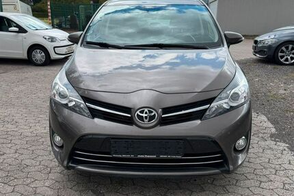 Toyota Verso 220.563 km 4.499 &euro; Euskirchen 53879