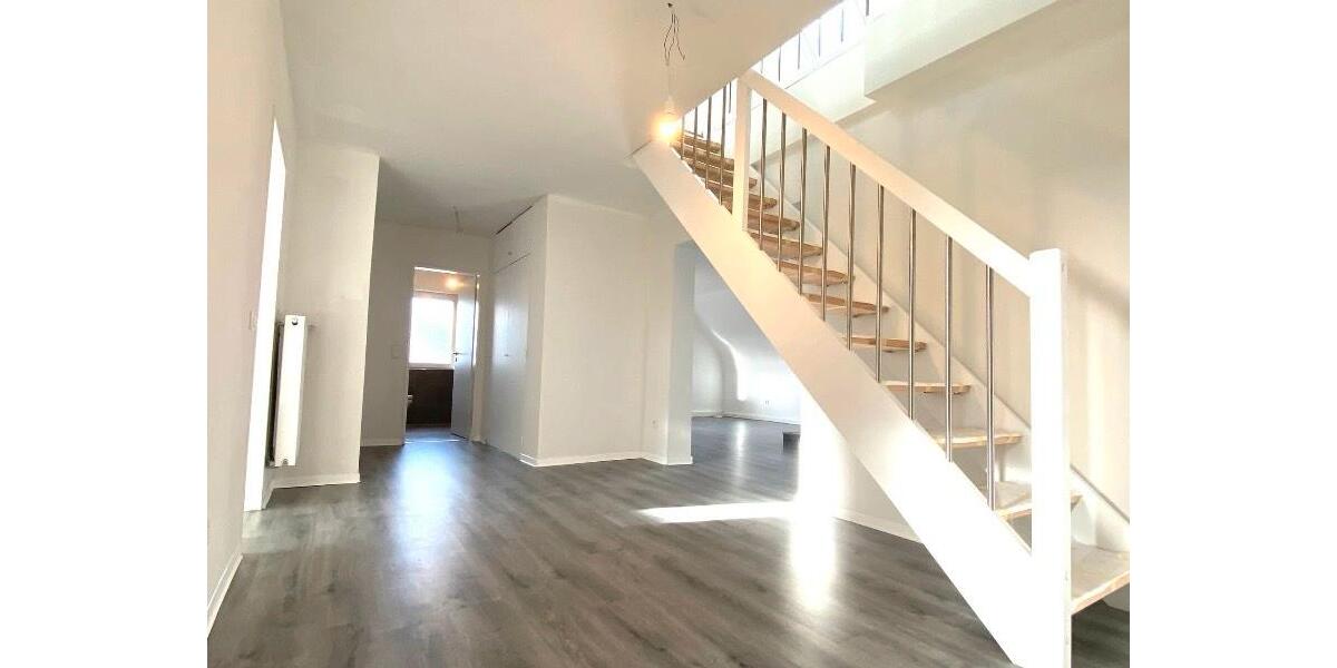 Maisonettenwohnung Troisdorf Altenrath - 4 Zimmer, 128 m&sup2;, 1.700&euro; | Angebot:26048073