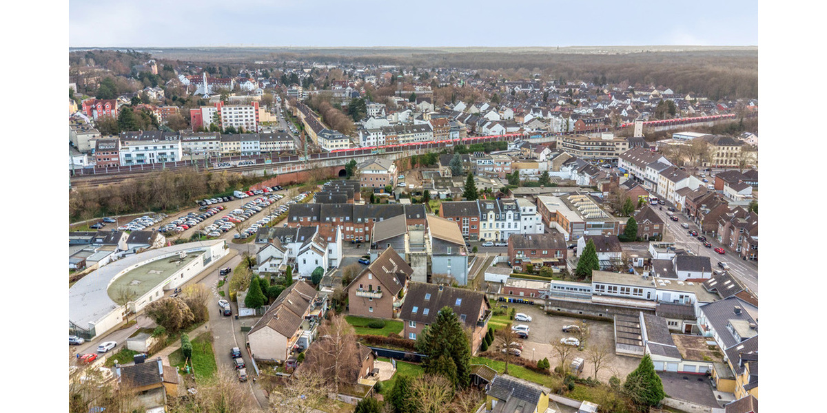 Mit 3D: Historisches Fachwerkhaus nahe der Horremer Innenstadt in ruhiger Lage mit Einliegerwohnung - Einfamilienhaus Kerpen Balkhausen | Angebot:24628619