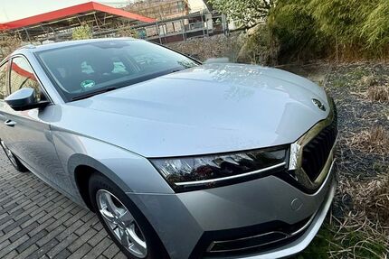 Skoda Octavia 95.500 km 17.000 &euro; Köln 50825