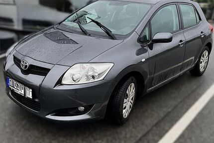 Toyota Auris 167.000 km 4.800 &euro; Köln (Ostheim) 51107
