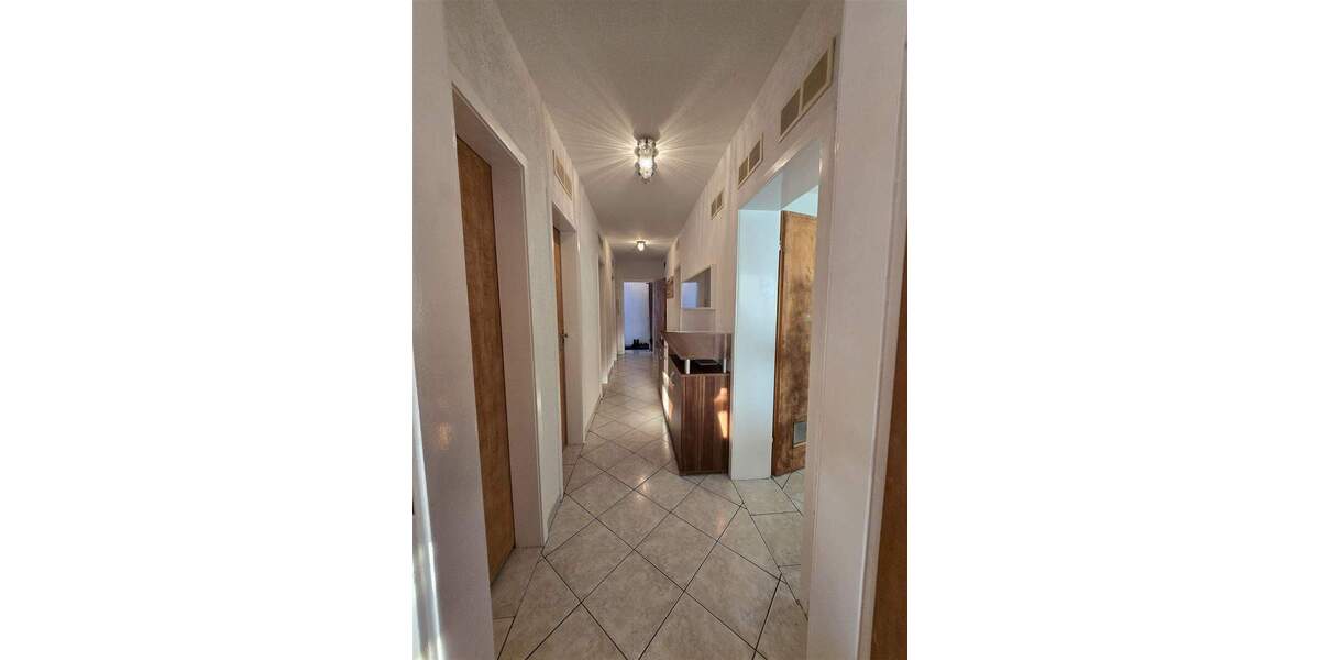 Etagenwohnung Leverkusen Wiesdorf - 4 Zimmer, 86 m&sup2;, 175.000&euro; | Angebot:25773571