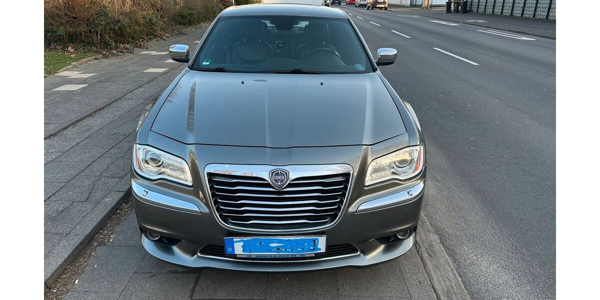Lancia Thema 245.000 km 7.700 &euro; Wesseling 50389