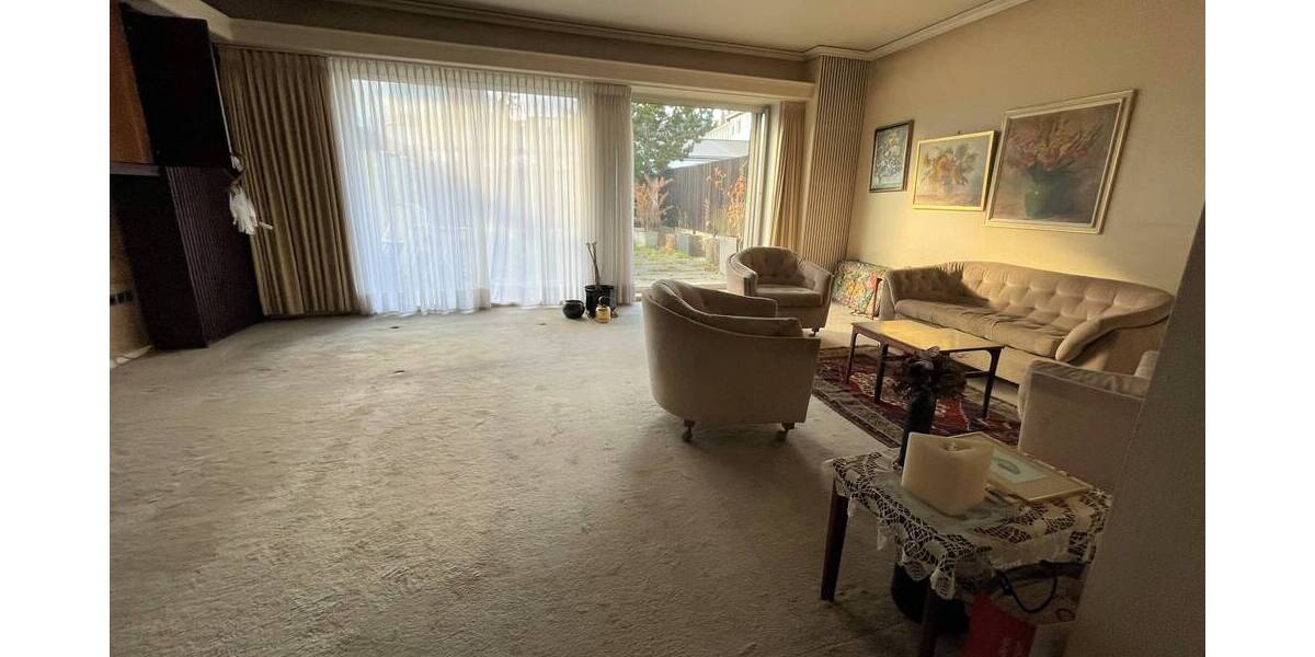 Gewerbeobjekt Düren - 6 Zimmer, 200 m&sup2;, 1.380&euro; | Angebot:25777056