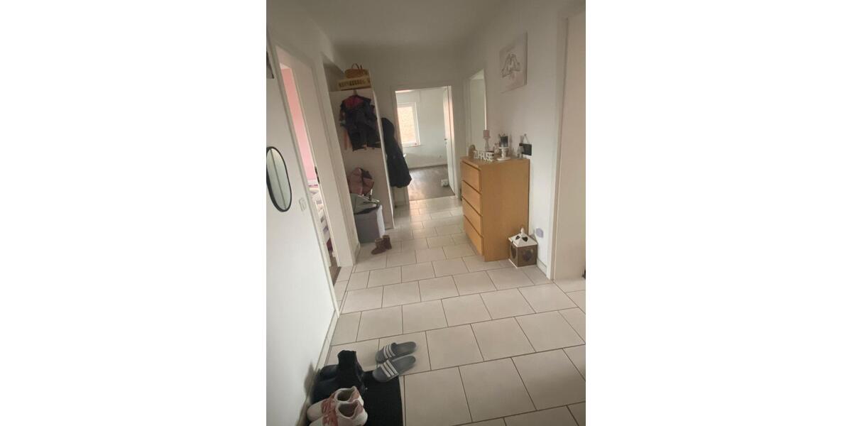 Etagenwohnung Zülpich - 3 Zimmer, 100 m&sup2;, 800&euro; | Angebot:25253840