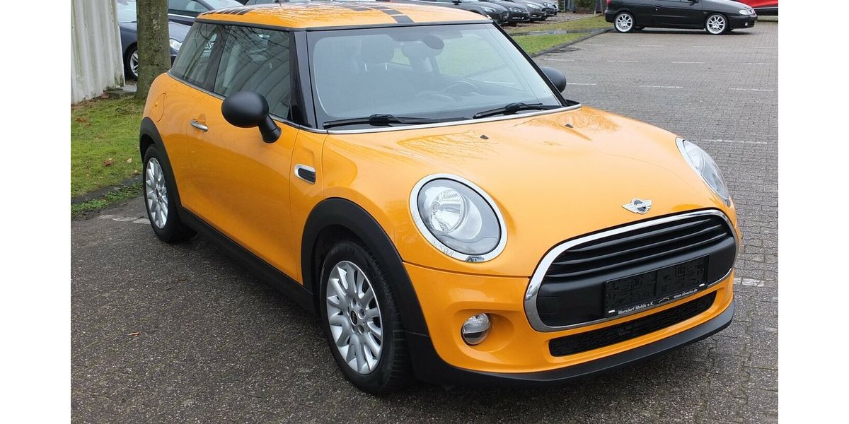 Mini One D KLIMAAUTOMATIK PDC SITZHEIZUNG WINTERREIFEN 122.875 km 8.500 &euro; Köln 50858