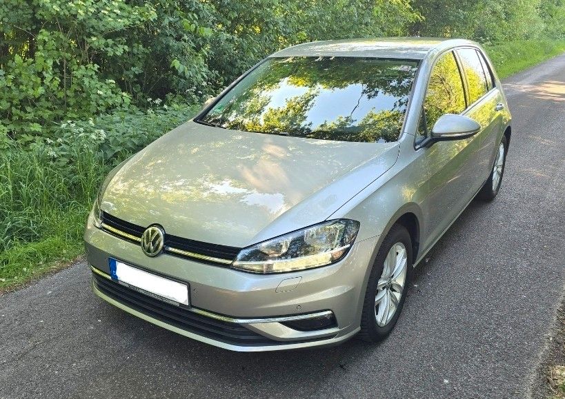VW Golf 79.000 km 14.400 &euro; Köln 51145