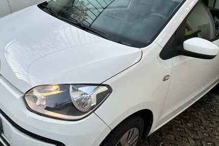 VW up! 95.600 km 4.700 &euro; Pulheim 50259